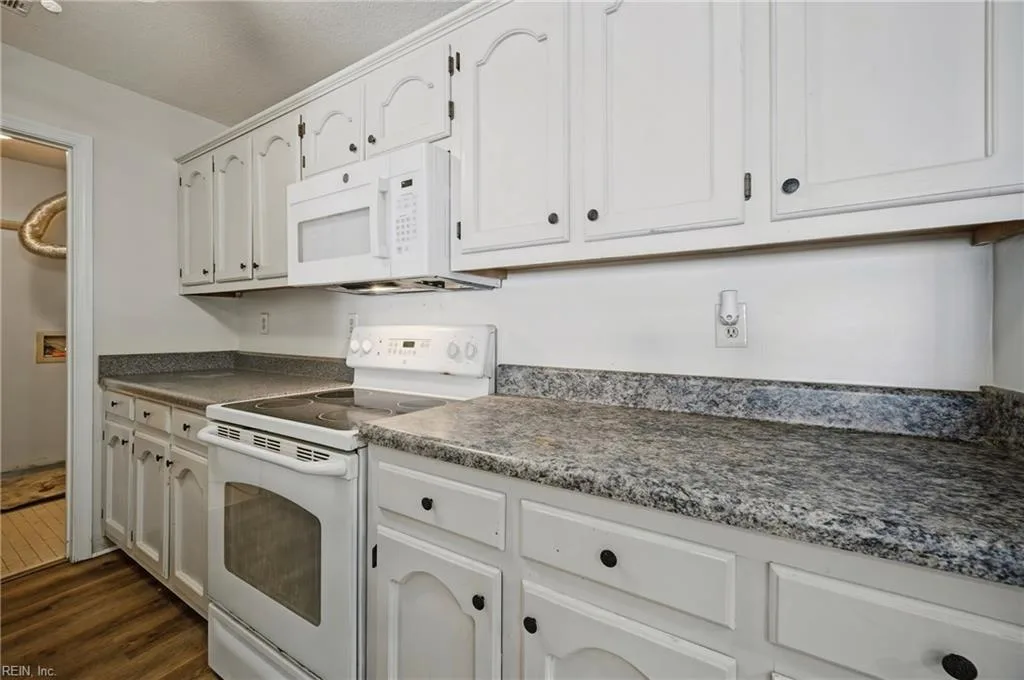 410 Delaware AVE #204, NORFOLK VA 23508 thumb 11