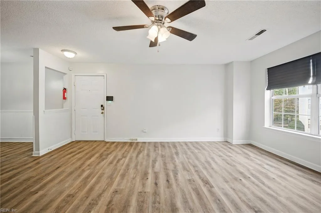 410 Delaware AVE #204, NORFOLK VA 23508 thumb 6