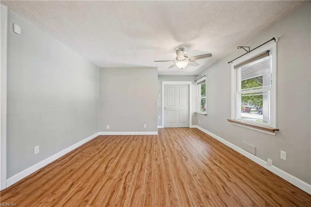 256 Hill Prince RD, VIRGINIABEACH VA 23462 thumb 6