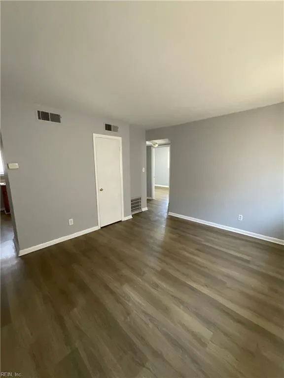 16 Pollux CIR E #4, PORTSMOUTH VA 23701 thumb 9
