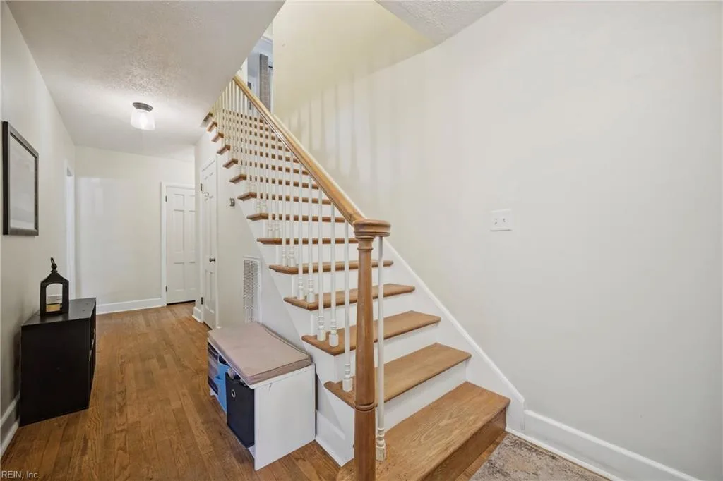 4104 Thalia DR, VIRGINIABEACH VA 23452 thumb 8