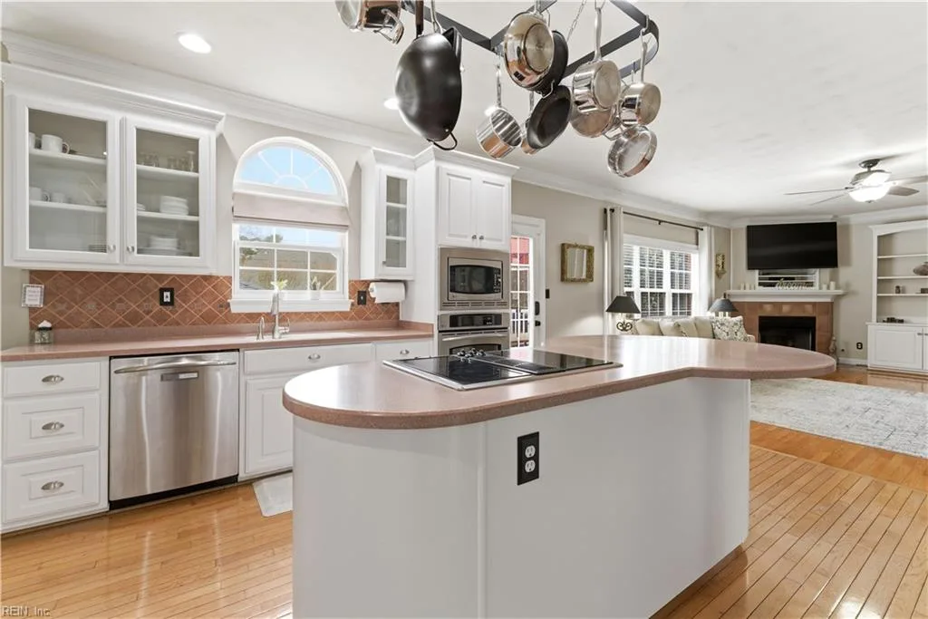 3932 Colony Pointe DR, CHESAPEAKE VA 23321 thumb 12