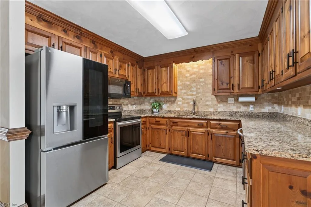 554 Glen Haven DR E, SUFFOLK VA 23437 thumb 8