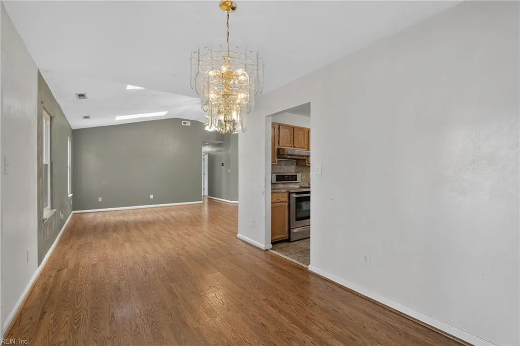 2704 Pendragon CT, CHESAPEAKE VA 23323 thumb 11