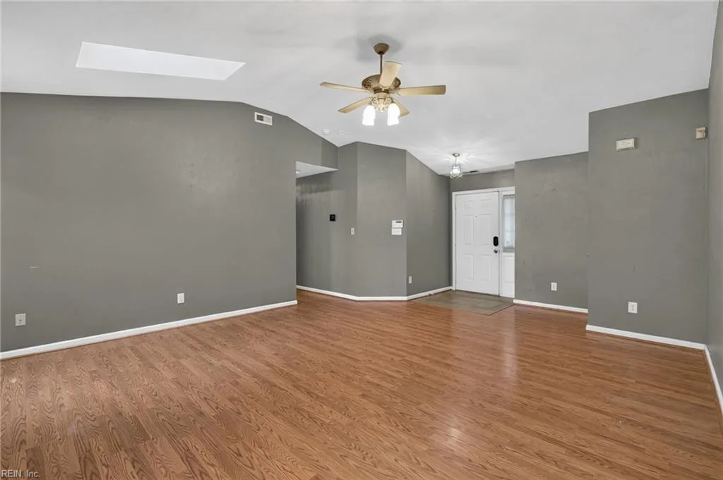 2704 Pendragon CT, CHESAPEAKE VA 23323 thumb 9