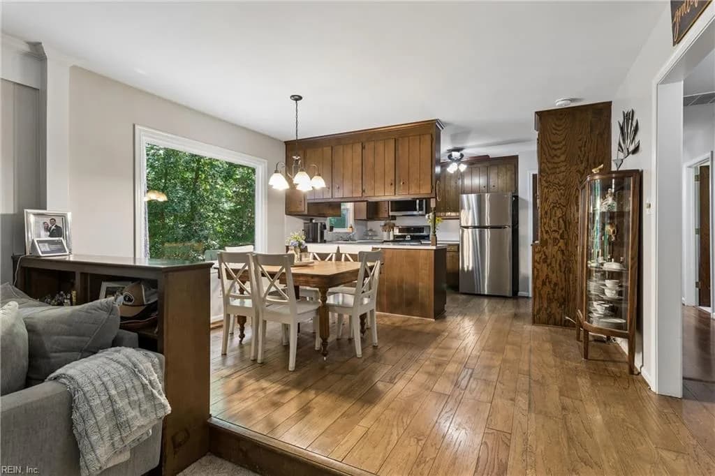 7483 Gloucester Village DR, GLOUCESTER VA 23061 thumb 12