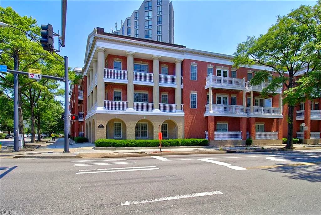 450 Princess Anne RD W #202, NORFOLK VA 23517 - Main photo