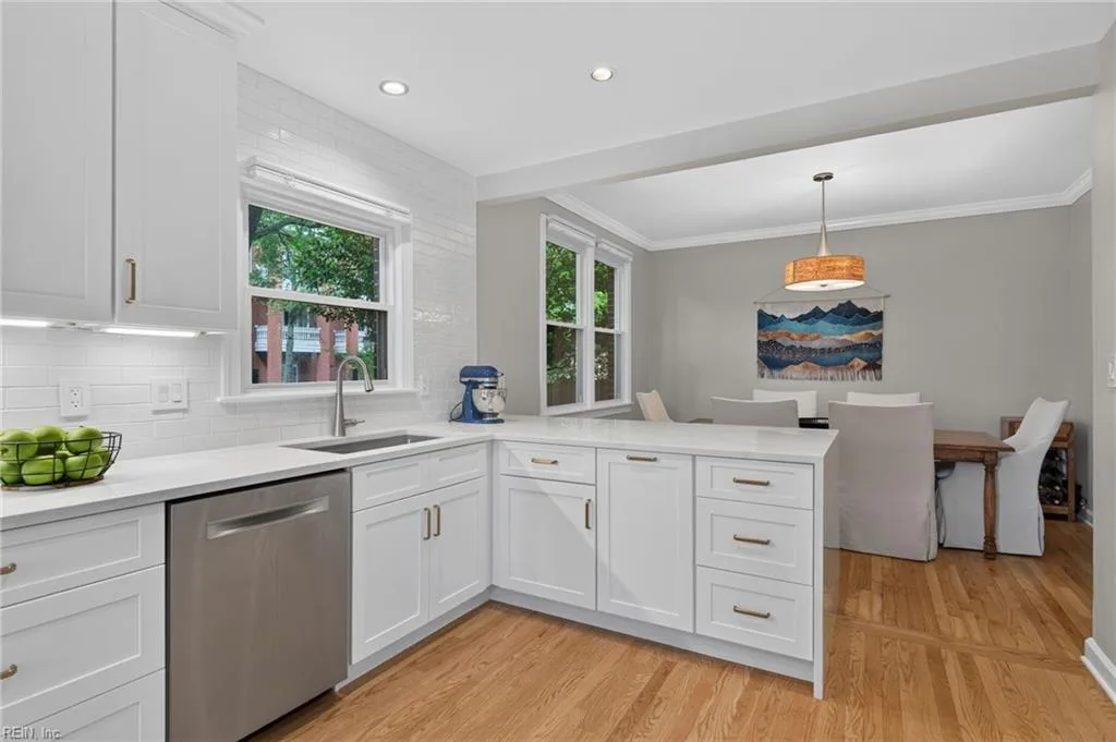 1114 Colonial AVE, NORFOLK VA 23507 thumb 11