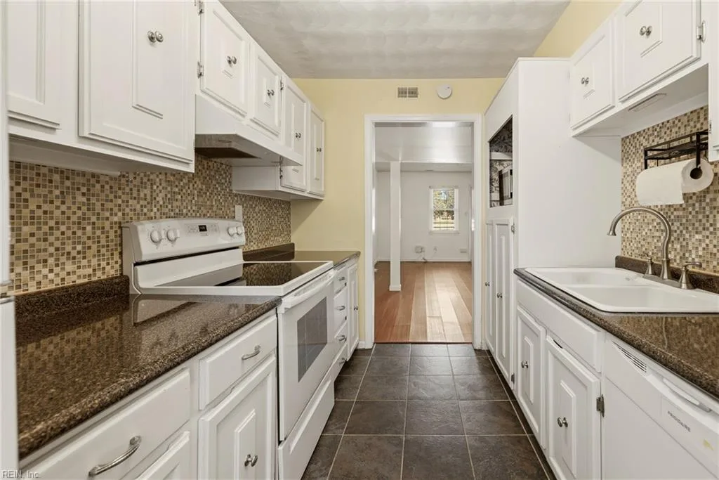 3187 Reese DR, PORTSMOUTH VA 23703 thumb 11