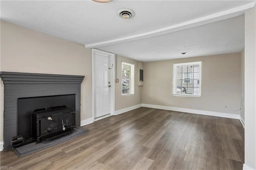 5909 Old AVE, NEWPORTNEWS VA 23605 thumb 8