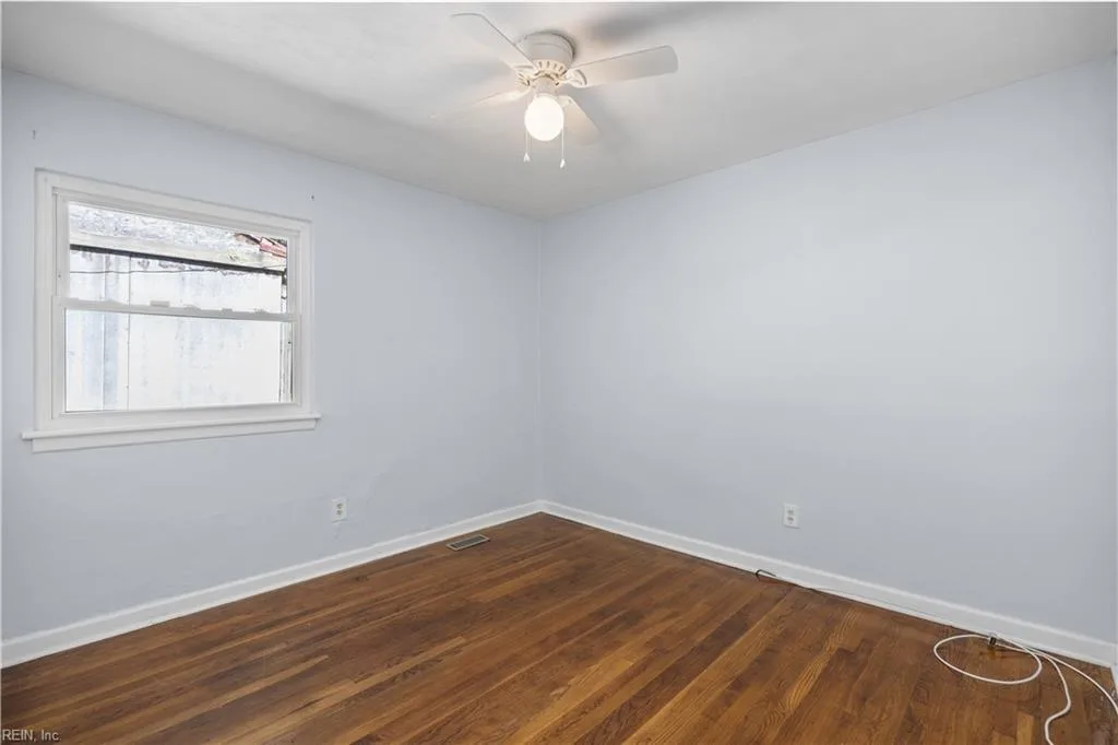 1204 Fontana AVE, CHESAPEAKE VA 23325 thumb 12