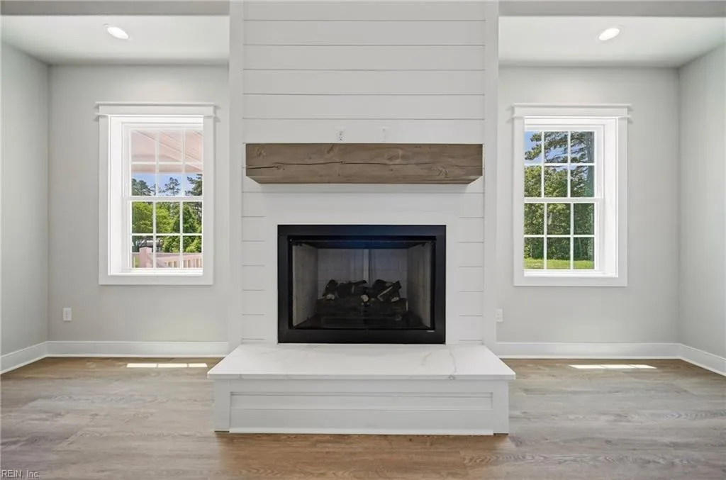 403 Pointe Vista DR, ELIZABETHCITY NC 27909 thumb 9