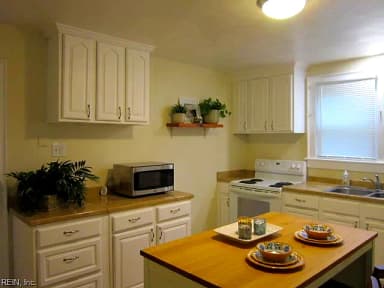 1111 Elk AVE, NORFOLK VA 23518 thumb 3