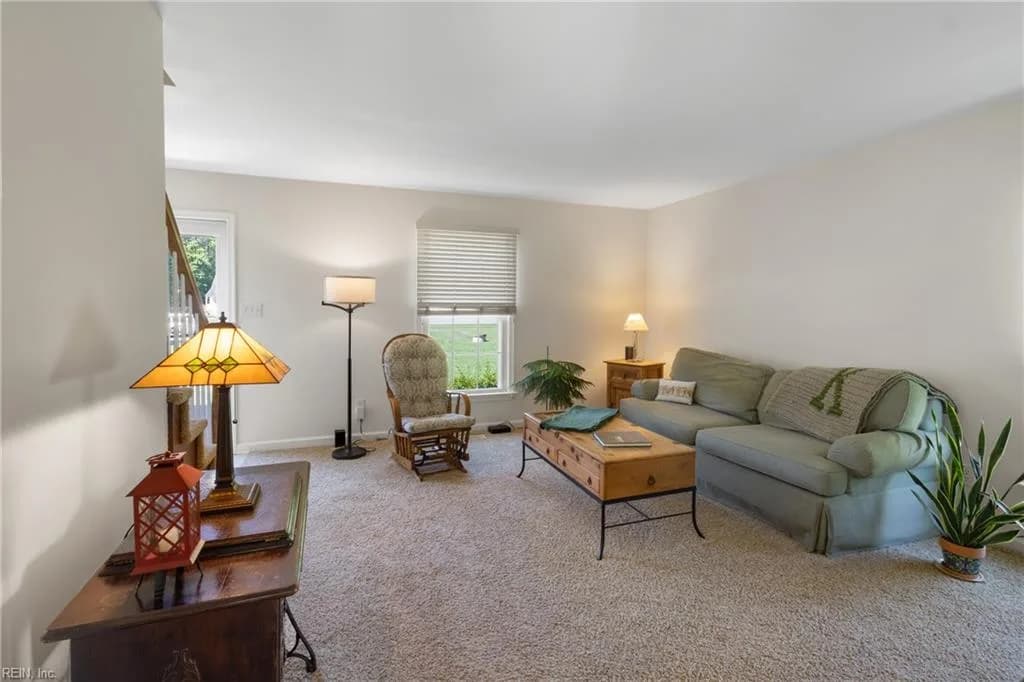5279 Hickory Fork RD, GLOUCESTER VA 23061 thumb 9