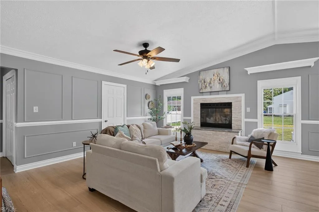 16 E Davis RD, HAMPTON VA 23666 thumb 6