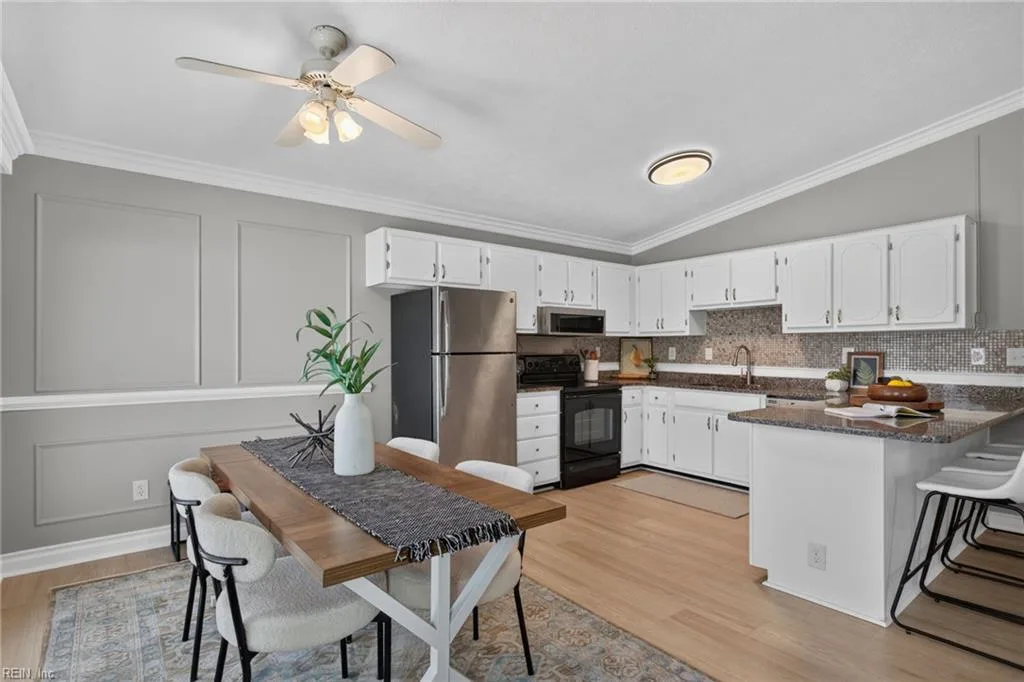 16 E Davis RD, HAMPTON VA 23666 thumb 10