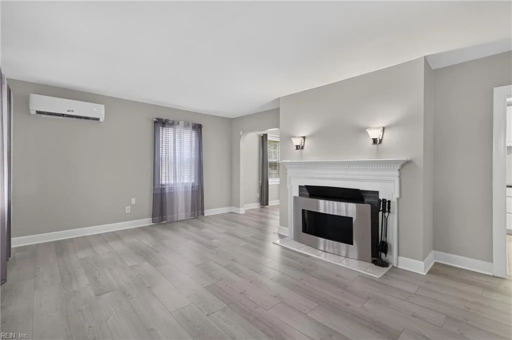 1132 Orcutt AVE, NEWPORTNEWS VA 23607 thumb 6