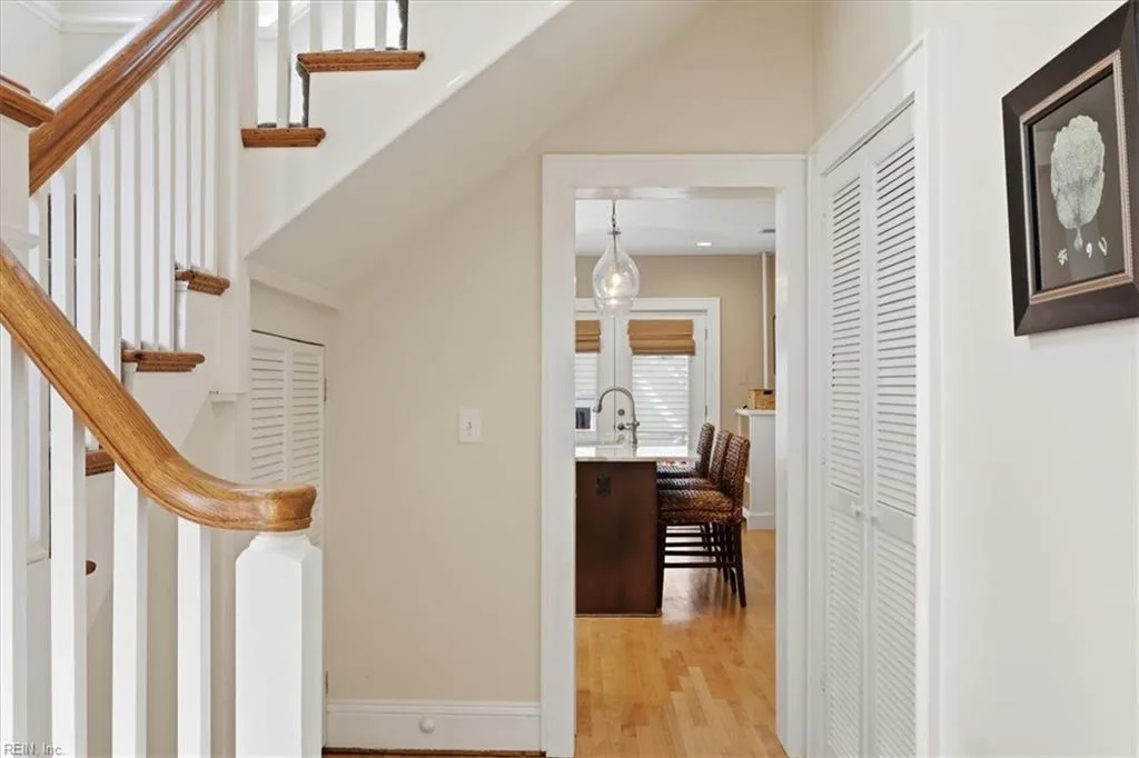 1027 Cambridge CRES, NORFOLK VA 23508 thumb 8