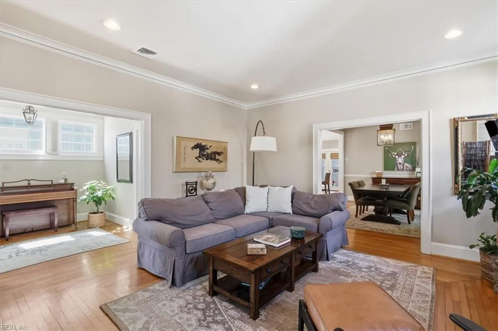 1027 Cambridge CRES, NORFOLK VA 23508 thumb 9