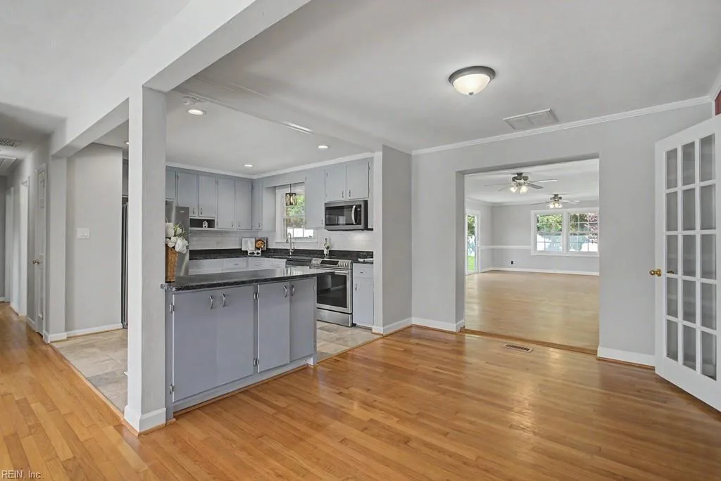106 Crandol DR, YORKTOWN VA 23693 thumb 9