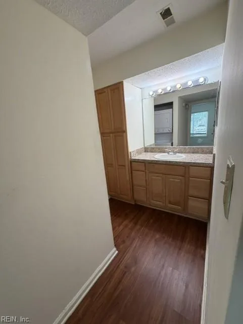 8 Wells CT, HAMPTON VA 23666 thumb 12