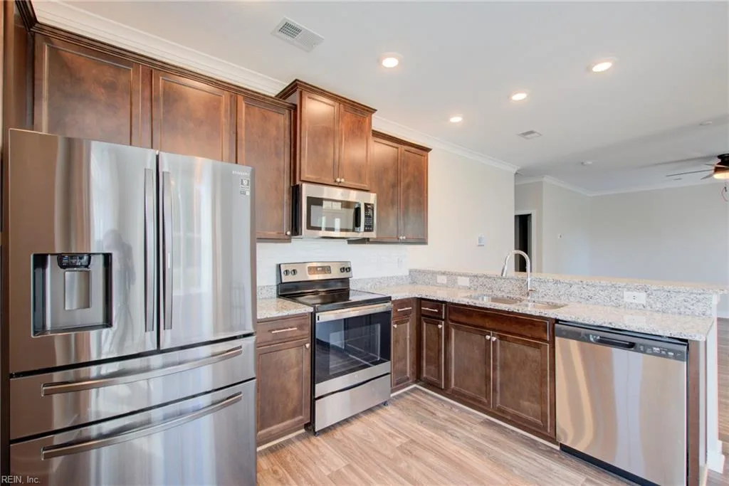 609 Fishers CT, HAMPTON VA 23666 thumb 7