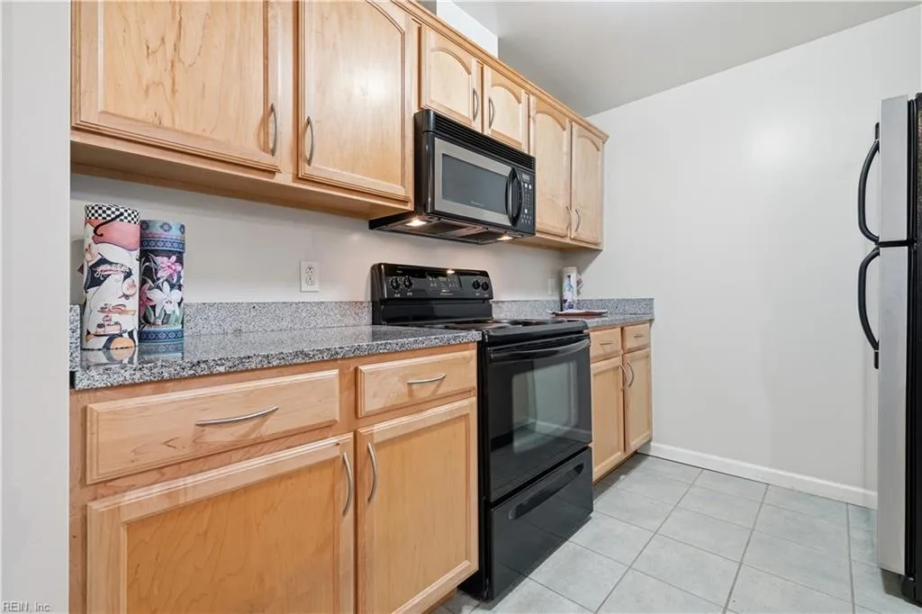249 W Freemason ST #206, NORFOLK VA 23510 thumb 12