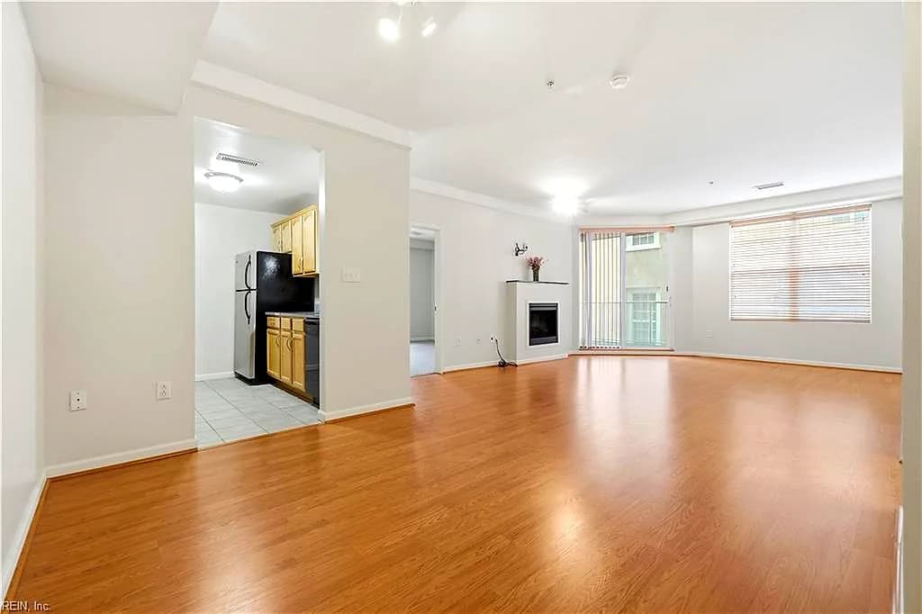 249 W Freemason ST #206, NORFOLK VA 23510 - Photo 4