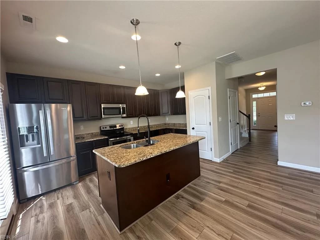2600 Magnolia Green LOOP, VIRGINIABEACH VA 23456 thumb 8