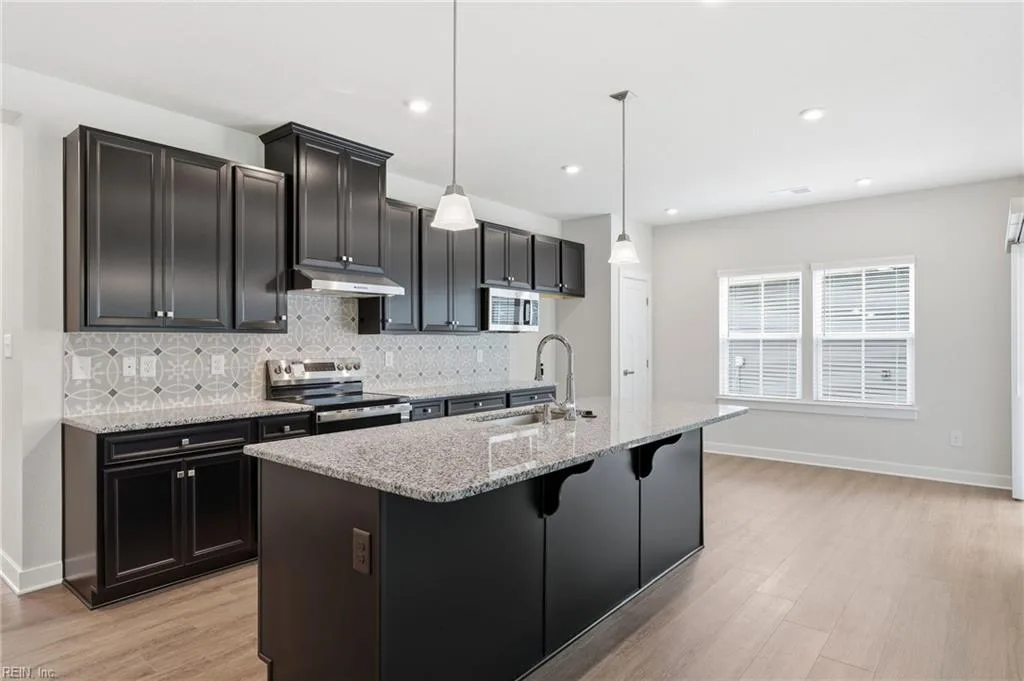2101 Mainsail DR, CARROLLTON VA 23314 thumb 8
