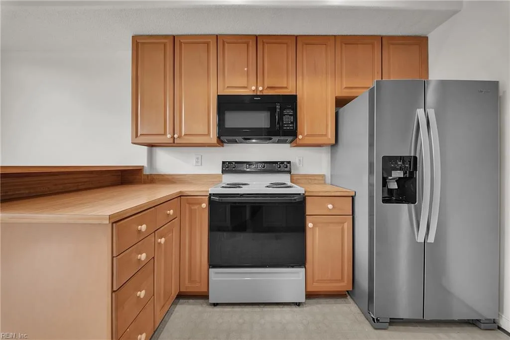 1039 Porte Harbour ARCH, HAMPTON VA 23664 thumb 10