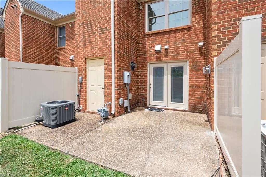 924 Lucas Creek RD #2, NEWPORTNEWS VA 23608 thumb 12