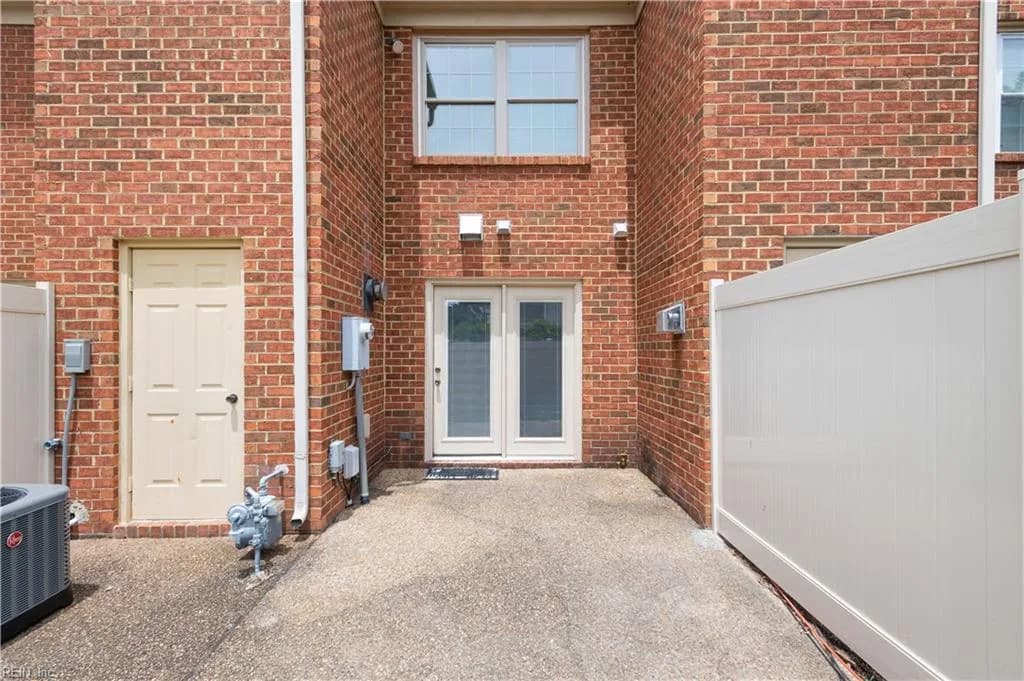 924 Lucas Creek RD #2, NEWPORTNEWS VA 23608 thumb 10