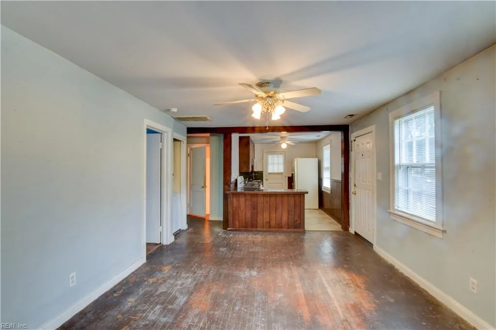 704 James DR, NEWPORTNEWS VA 23605 thumb 6