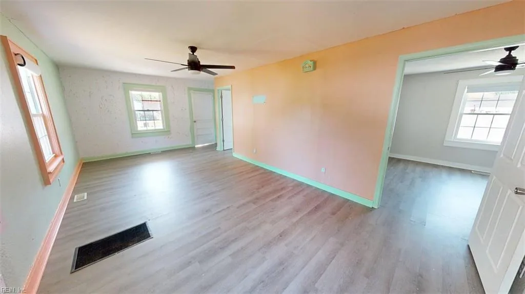 307 Elizabeth ST, SUFFOLK VA 23434 thumb 6
