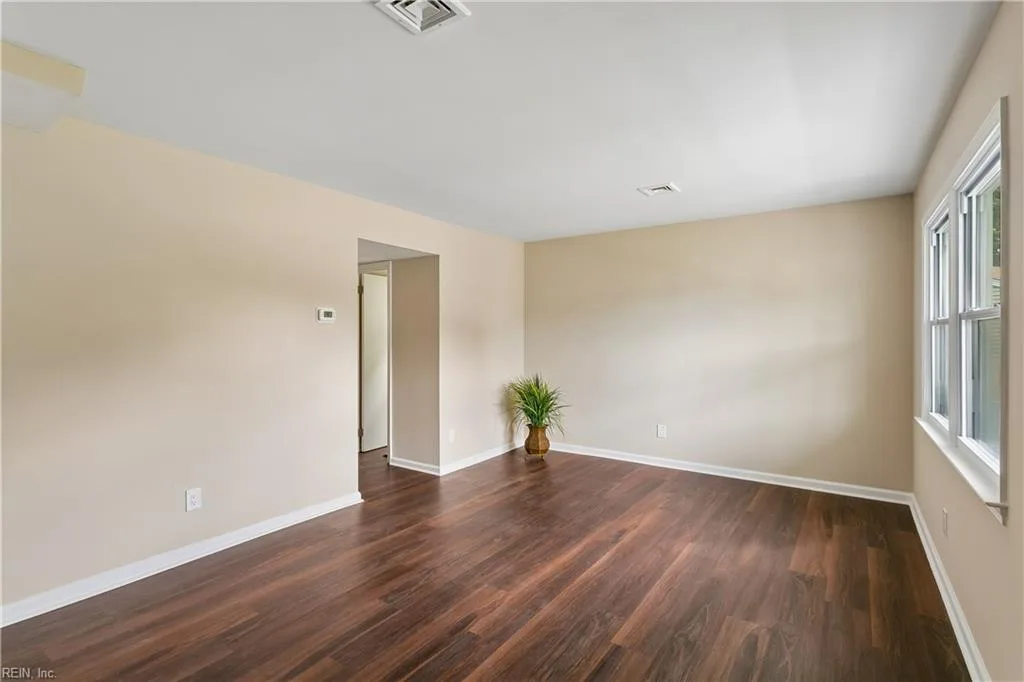 859 Cheyenne DR, NEWPORTNEWS VA 23608 thumb 8