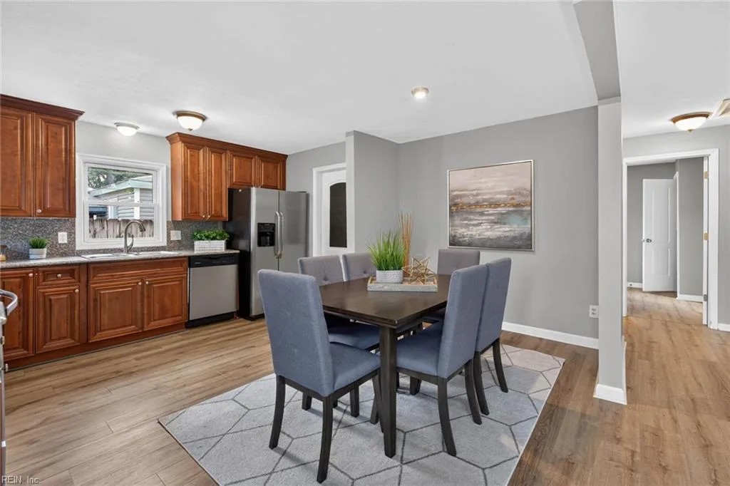 428 Draper DR, NORFOLK VA 23505 thumb 11