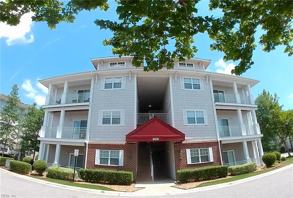 908 Southmoor DR #303, VIRGINIA BEACH VA 23455 - Photo 2