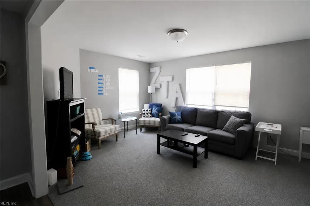 850 W 43rd ST, NORFOLK VA 23508 - Photo 5