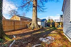 2041 Lockard AVE, CHESAPEAKE VA 23320 thumb 8