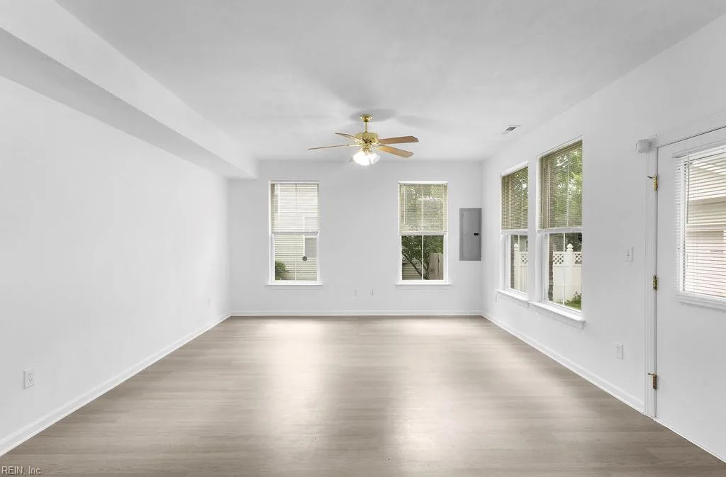 220 W 33rd ST, NORFOLK VA 23504 thumb 11