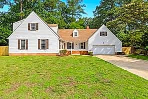 512 Bonsack CT, CHESAPEAKE VA 23322 - Photo 2