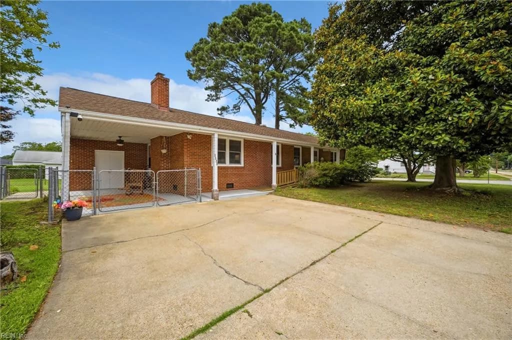 1525 N Mallory ST, HAMPTON VA 23664 - Photo 2