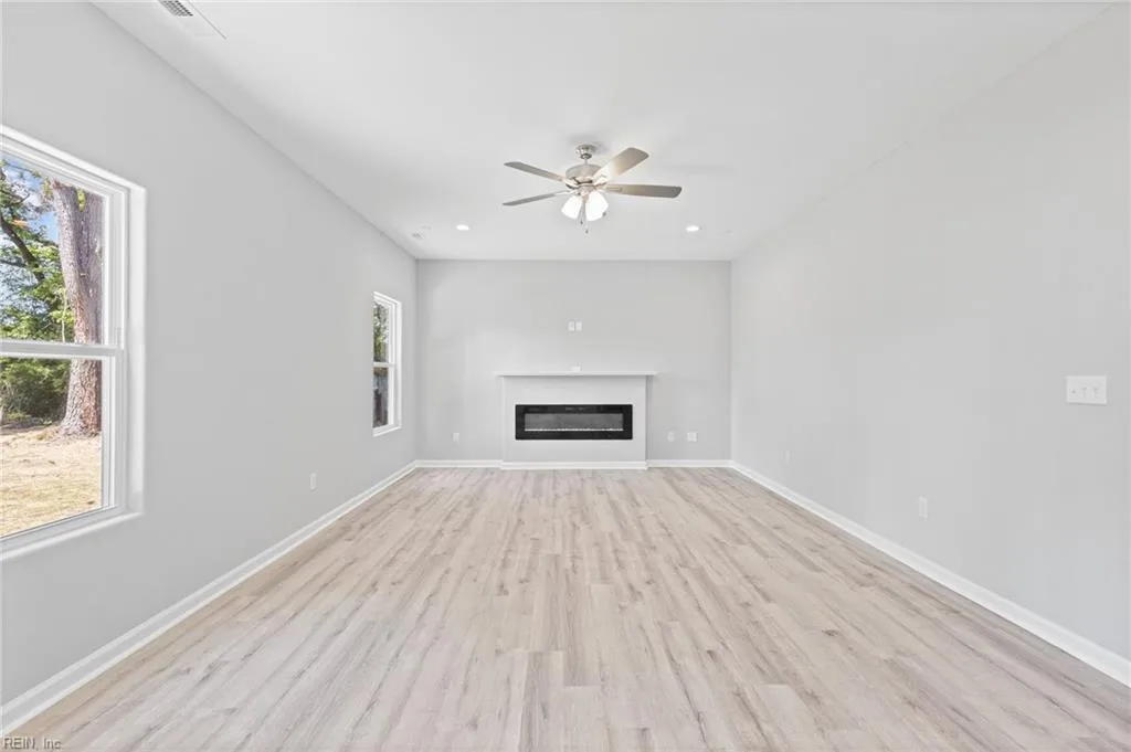 334 New ST, NORFOLK VA 23503 thumb 12