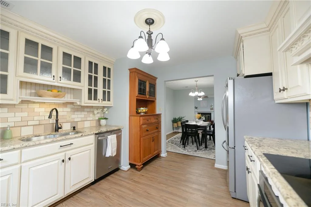 7680 The Points PL #302, GLOUCESTERPOINT VA 23062 thumb 6