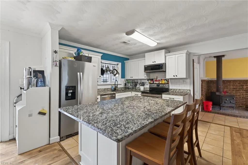517 Catalpa DR, NEWPORTNEWS VA 23601 thumb 9
