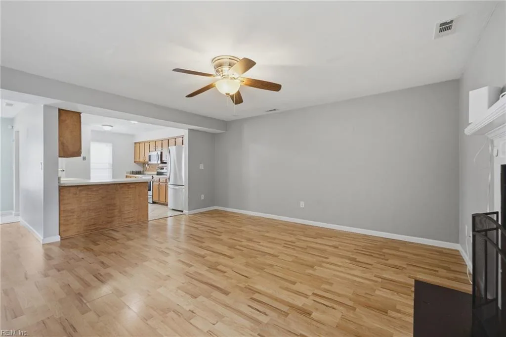 5475 Davis WAY, VIRGINIABEACH VA 23462 thumb 6