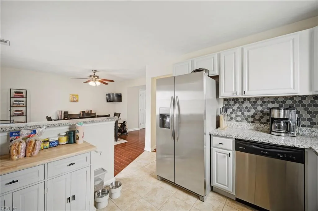 1038 Bryce LN, VIRGINIABEACH VA 23464 thumb 11