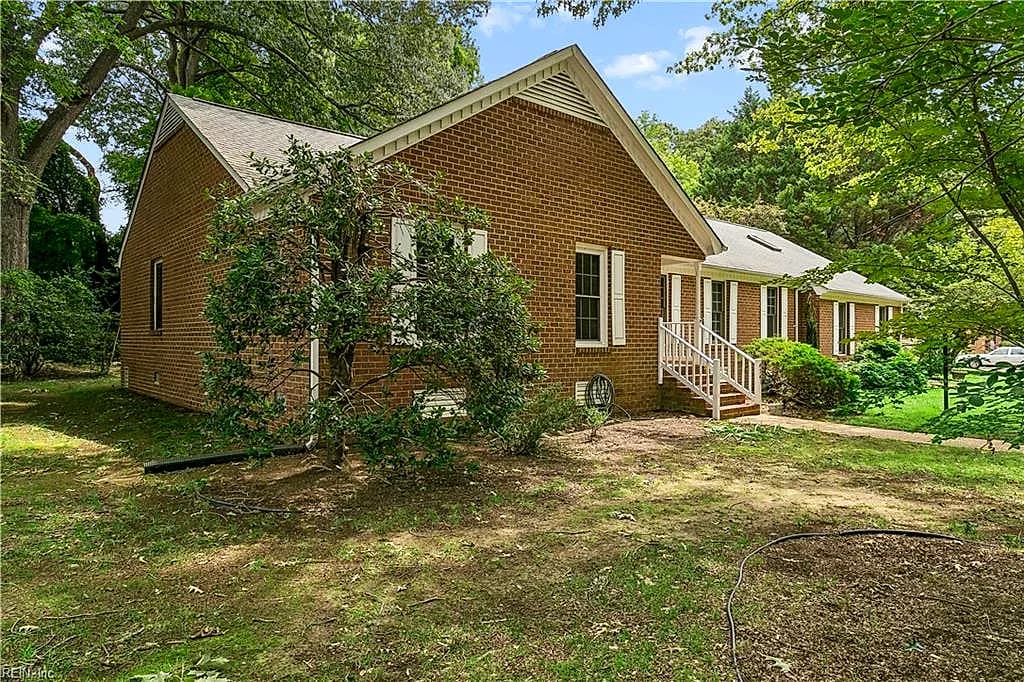 4741 Captain John Smith RD, WILLIAMSBURG VA 23185 - Photo 4