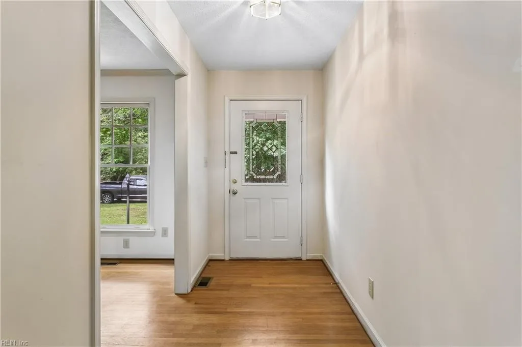 4741 Captain John Smith RD, WILLIAMSBURG VA 23185 thumb 6